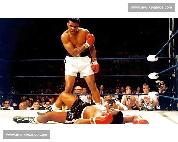 重拳时代的巅峰对决福尔曼与弗雷泽的宿命之战拳坛历史最震撼篇章