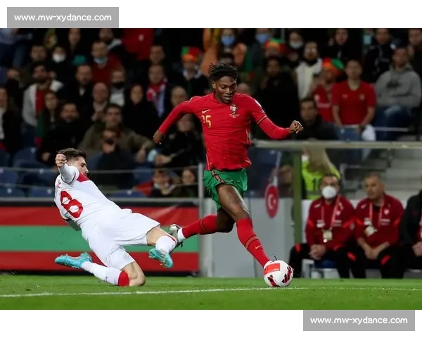 葡萄牙对阵土耳其焦点大战全程直播看点解析与赛前前瞻阵容走势 葡萄牙对阵土耳其焦点大战全程直播看点解析与赛前前瞻阵容走势